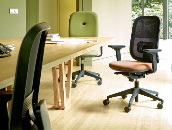 Siège de bureau ergonomique ALAIA dossier résille – Image 4