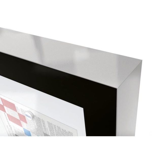 vitrine edge 80mm sur poteaux 6