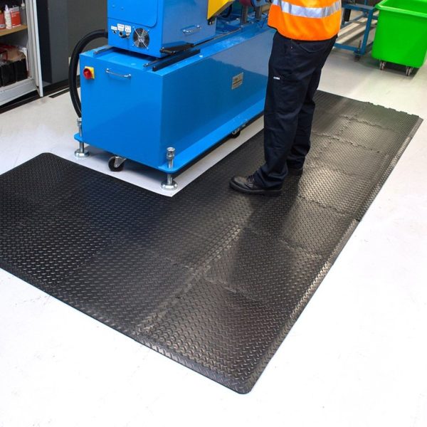 Tapis antifatigue intensif composable