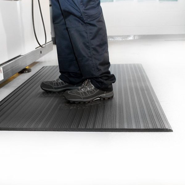 Tapis antifatigue orthomat strié – Image 2